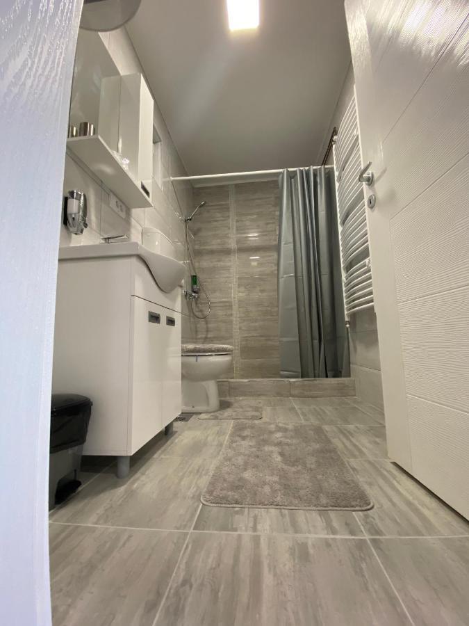 Apartmani Mira 팔릭 외부 사진