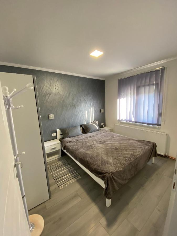 Apartmani Mira 팔릭 외부 사진